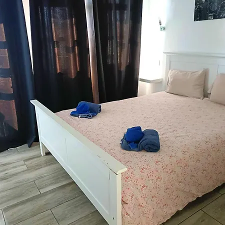 Dunaflor Wifi Apartment